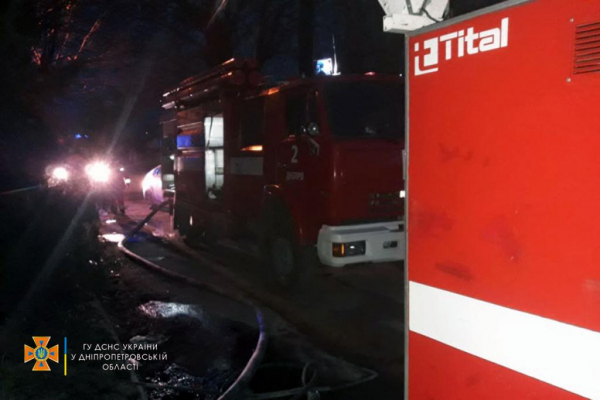 В Днепре в горящем доме обнаружили мертвого мужчину
