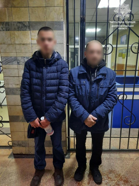 В Днепре патрульные обнаружили сбежавшего из дома подростка
