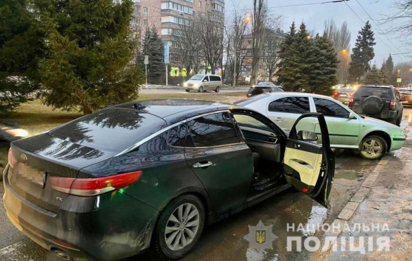 Жители Киевской области воровали телефоны в больницах Днепра
