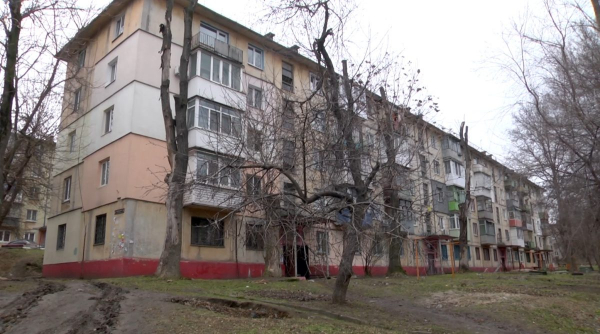 В Каменском мужчина голыми руками убил сожительницу