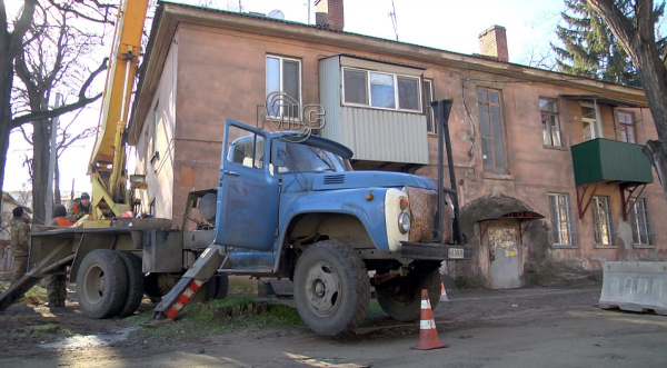 Убирают улицы и не только: в Каменском стартовало благоустройство