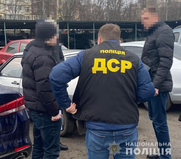 На Днепропетровщине чиновники Госпродпотребслужбы торговали фитосанитарными и карантинными сертификатами
