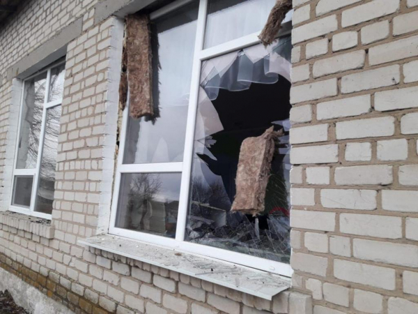 Вражеская ракета попала в школьный стадион на Днепропетровщине
