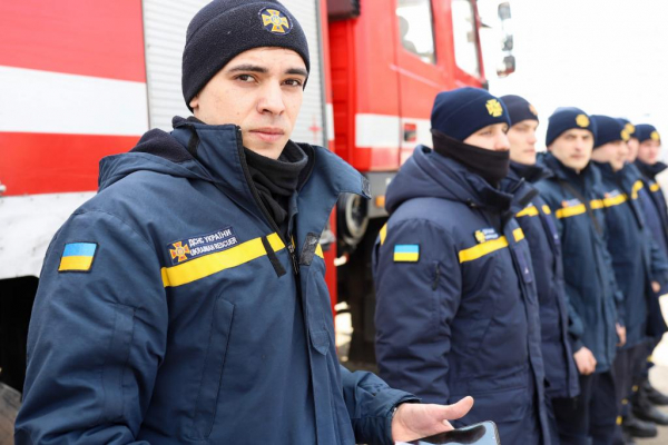 Спасатели из Каменского помогут киевским коллегам бороться с пожарами 
