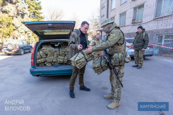 В Каменском продолжают укреплять обороноспособность города
