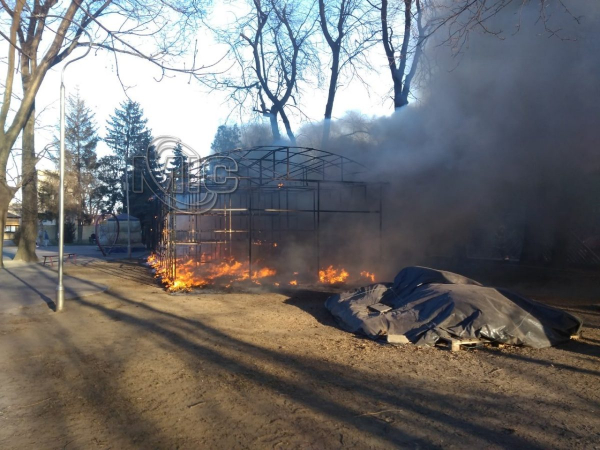 В парке Каменского горел детский аттракцион