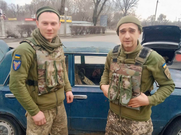 Каменское продолжает помогать защитникам города и Украины