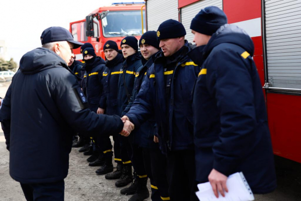 Спасатели из Каменского помогут киевским коллегам бороться с пожарами 
