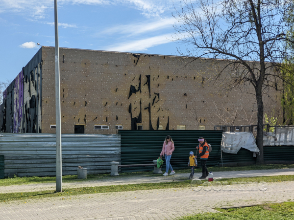 В Каменском продолжается  благоустройство: как живет и работает город в тылу
