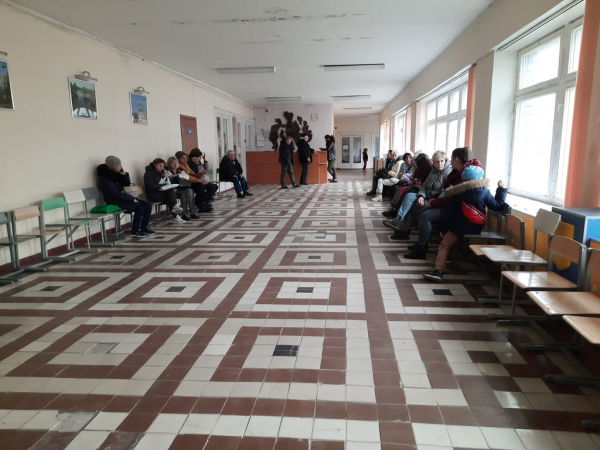 Спортшколы Каменского провели субботник
