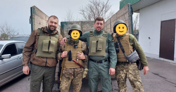 Фонд развития Каменского доставил в Луганскую область помощь бойцам 
