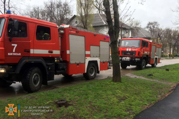 На пожаре в Каменском нашли двоих погибших