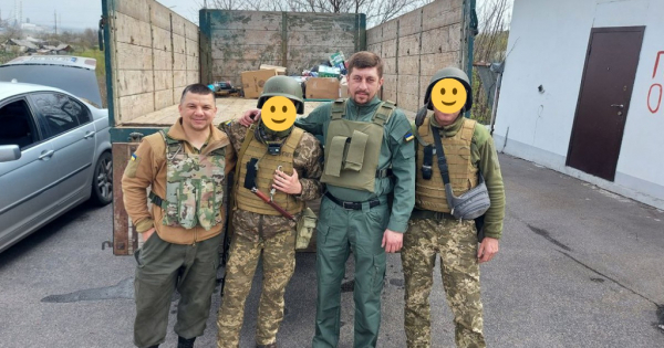 Фонд развития Каменского доставил в Луганскую область помощь бойцам 
