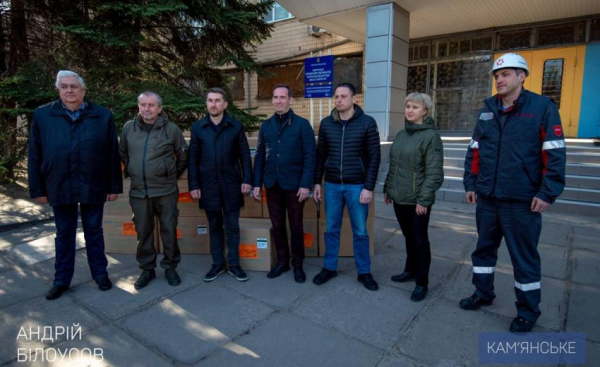 В медучреждения Каменского доставили около 10 тонн медицинских препаратов
В медучреждения Каменского доставили около 10 тонн медицинских препаратов