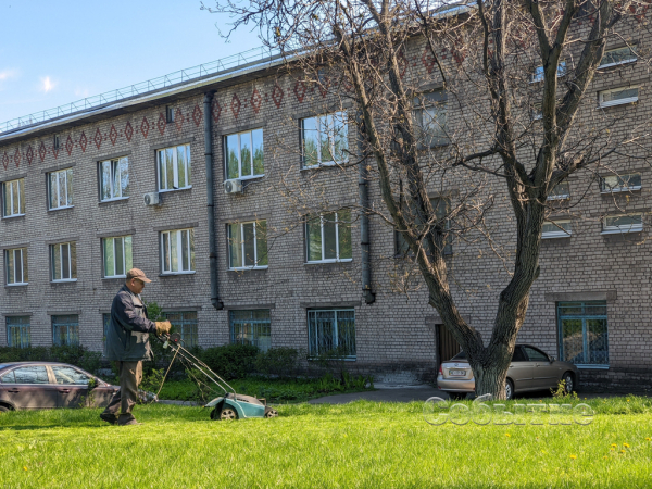 В Каменском продолжается  благоустройство: как живет и работает город в тылу
