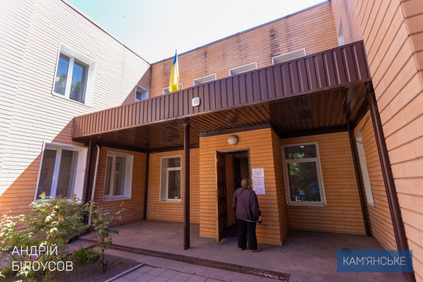 В Каменском всесторонне помогают переселенцам