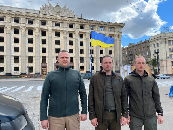 Каменчане передали на нужды военных очередное авто
