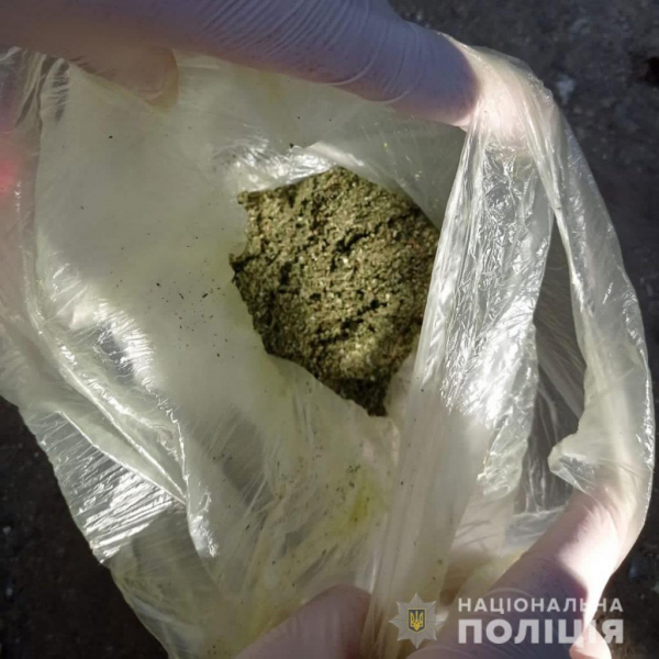 Восемь наркопреступлений за двое суток зарегистрировали на Днепропетровщине
