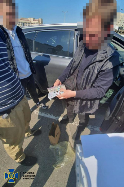 Главного редактора и бывшего чиновника задержали за хищение гуманитарной помощи