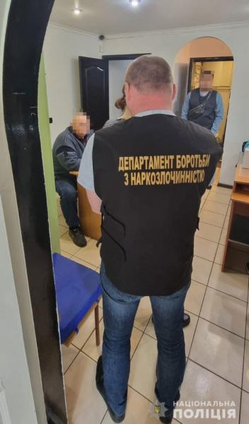 В Кривом Роге двое врачей попались на продаже рецептов на приобретение наркосодержащих препаратов
