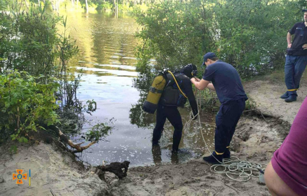 В Каменском на водоеме погиб подросток
