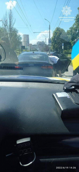 В Днепре приезжего водителя привлекли к ответственности за грубое нарушение ПДД
