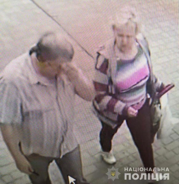 Полиция Днепра устанавливает личность мужчины, причастного к нанесению телесных повреждений горожанину
