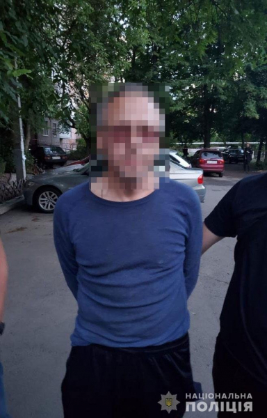 В Днепре во дворе  многоэтажки взорвалась граната, пострадал  11-летний мальчик (обновлено)
