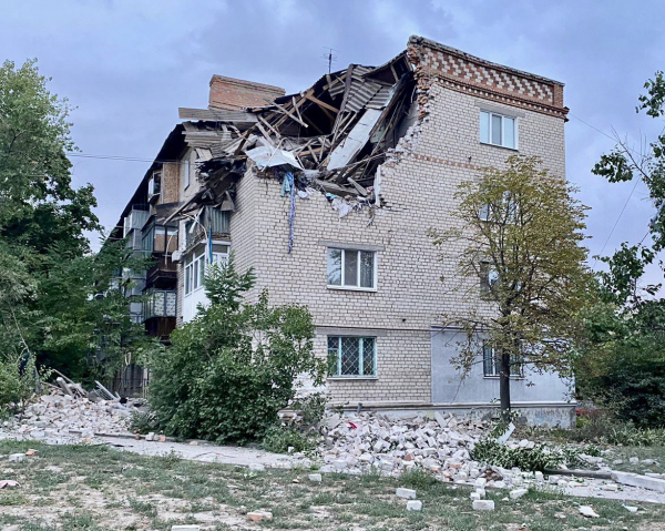 В ніч з 10 на 11 серпня російськи окупанти атакували 4 райони Дніпропетровщини: є загиблі, серед поранених 13-ти річна дівчинка
