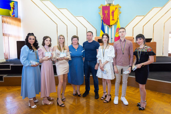 Каменская выпускница набрала максимум баллов мультипредметного теста