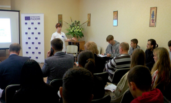 Молодежь Каменского училась оказывать первую медицинскую помощь