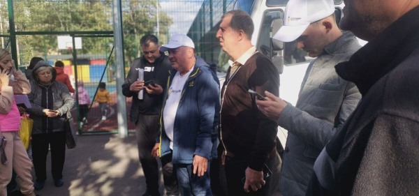 В Каменском благотворительный фонд &laquo;За Луганщину&raquo; поддерживает земляков