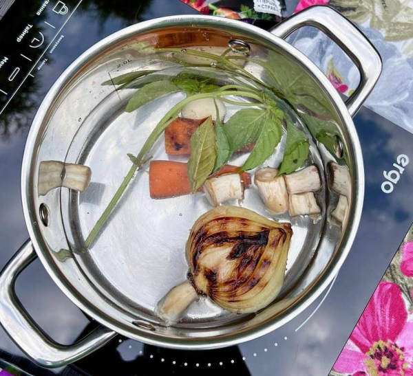 &laquo;Такого вы точно не ели&raquo;: необычный рецепт борща от известного каменчанина