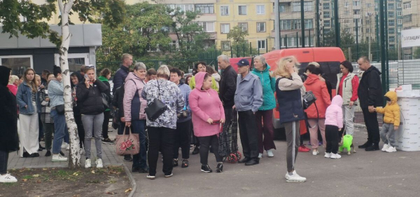 В Каменском благотворительный фонд &laquo;За Луганщину&raquo; поддерживает земляков