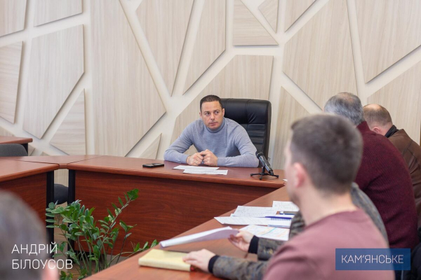 В Каменском в первую очередь подключают к теплоносителю школы и больницы