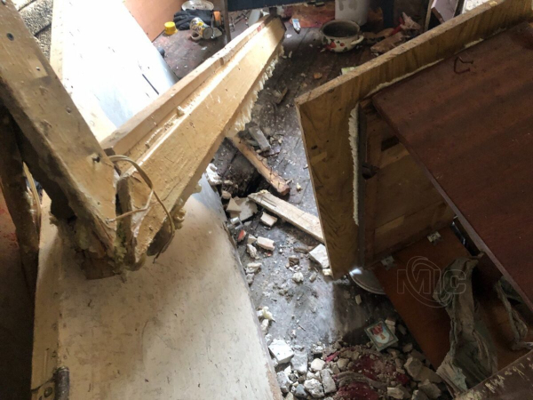 Пытались разобрать гранату: в Каменском полицейские устанавливают обстоятельства взрыва в общежитии