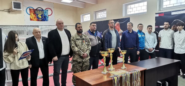 Открытый чемпионат по кикбоксингу состоялся в Каменском
