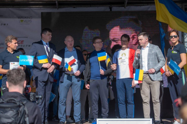 Каменское присоединилось к маршу польско-украинской солидарности