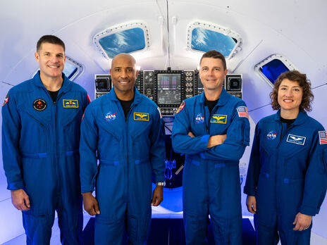 NASA объявило состав экипажа окололунной миссии. Среди них первая женщина NASA объявило состав экипажа окололунной миссии. Среди них первая женщина