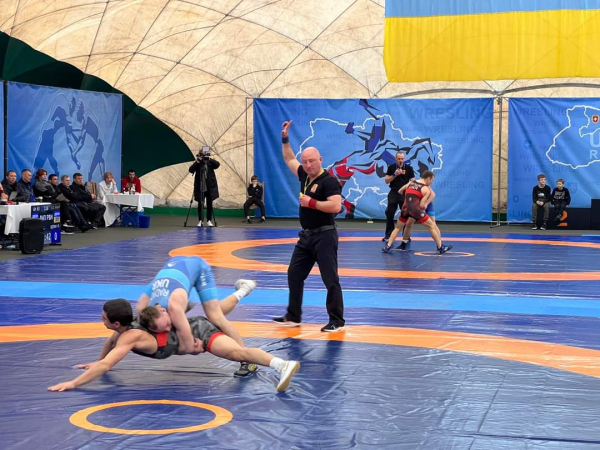 Две бронзовые медали Чемпионата Украины по греко-римской борьбе &ndash; у каменских юниоров