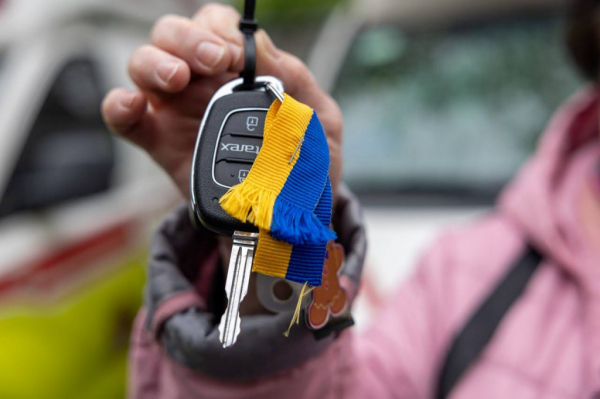 Дніпропетровщина отримала 6 &laquo;швидких&raquo; від Республіки Корея
