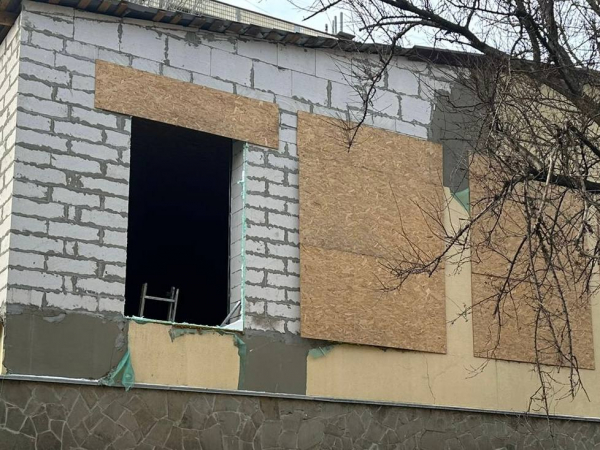 Ворог шість разів гатив по Нікопольщині з важкої артилерії, постраждала 51-річна жінка