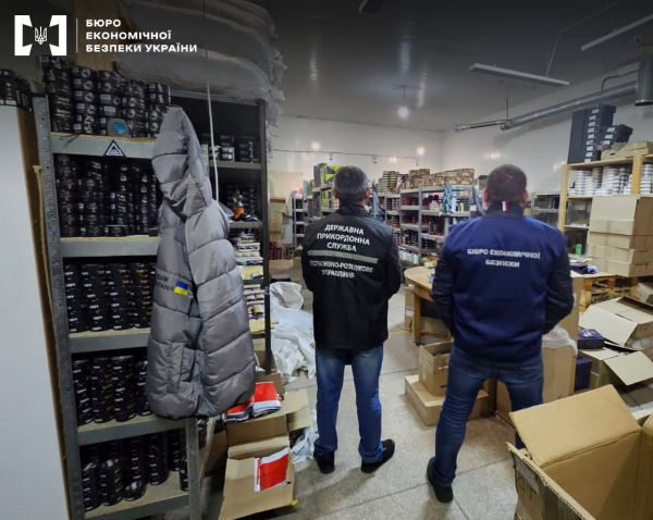 На Дніпропетровщині викрили підпільне виробництво тютюну для кальянів