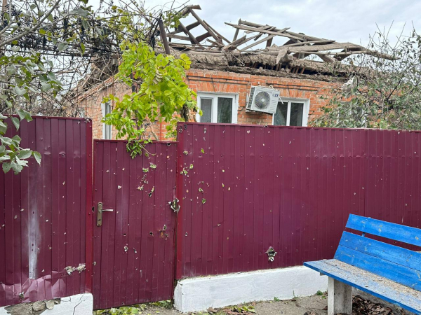 Сім разів протягом дня агресор обстрілював Нікопольщину, постраждав місцевий мешканець