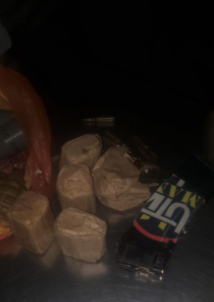 На залізничному вокзалі у Дніпрі затримали пасажира з гранатами