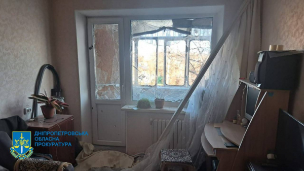 Окупанти поцілили по п&rsquo;ятиповерхівці в Нікополі, вже відомо про загиблого та постраждалих