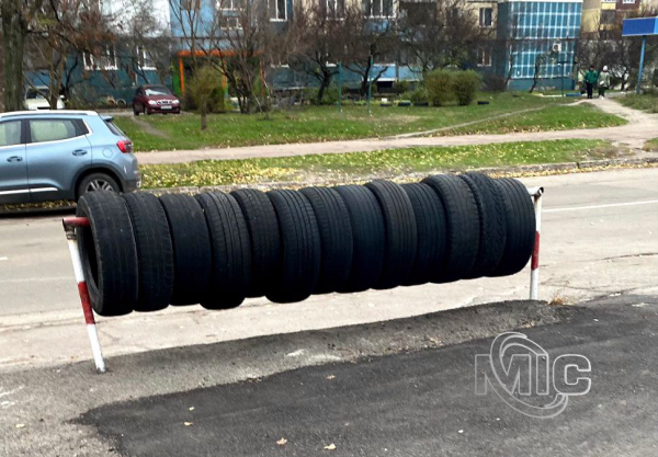 Сколько стоит в Каменском &laquo;переобуть&raquo; автомобиль на зимние шины?