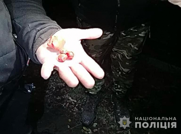 В Днепре мужчина планировал с помощью рогатки доставить наркотики в колонию