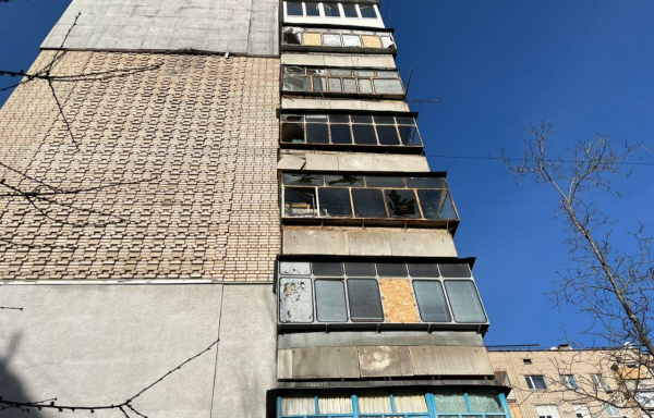 Ворог бив по Нікопольщині з артилерії та атакував дронами-камікадзе, є загиблий та постраждала