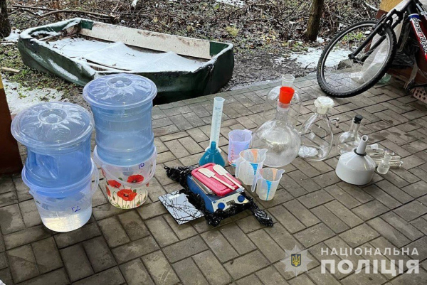 На Днепропетровщине у наркодельцов изъято 400 кг психотропов и прекурсоров